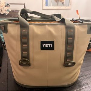 Yeti 30 hopper cooler bag BRAND NEW